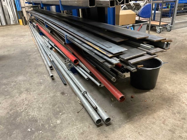 Partij metaalvoorraden - afbeelding 7 van  13