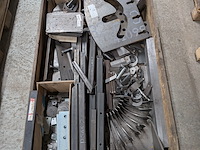 Partij metaalwaren - afbeelding 1 van  9