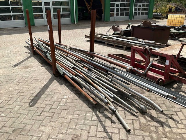 Partij metalen buizen - afbeelding 4 van  4