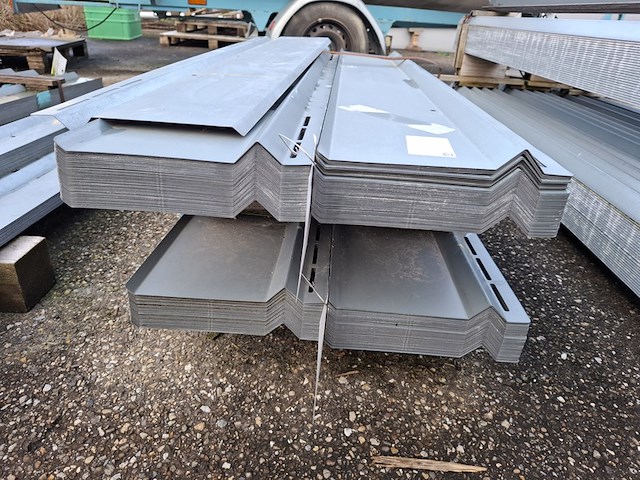 Partij metalen en aluminium profielen - afbeelding 7 van  22