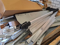 Partij metalen en aluminium profielen - afbeelding 8 van  20