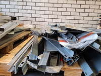 Partij metalen en aluminium profielen - afbeelding 10 van  20