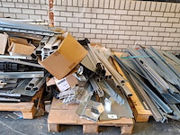 Partij metalen en aluminium profielen - afbeelding 14 van  20