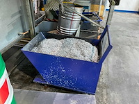 Partij metalen en kunststof - afbeelding 4 van  7