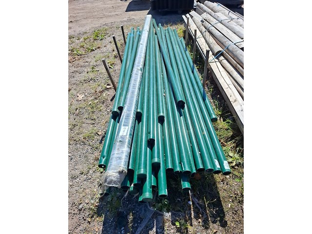 Partij metalen hekwerk buismateriaal groen - afbeelding 1 van  2