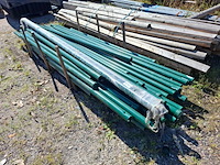 Partij metalen hekwerk buismateriaal groen - afbeelding 2 van  2