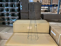 Partij metalen kegels 60cm (204x) - afbeelding 1 van  4