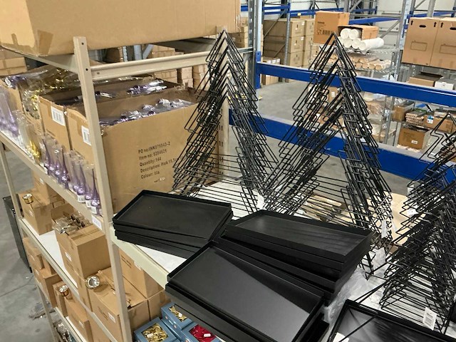 Partij metalen kerstbomen zwart h21&35&48cm (72x) - afbeelding 5 van  9