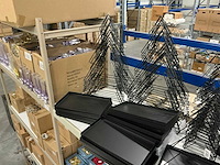 Partij metalen kerstbomen zwart h21&35&48cm (72x) - afbeelding 5 van  9