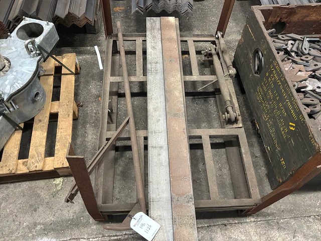 Partij metalen onderdelen - afbeelding 6 van  6