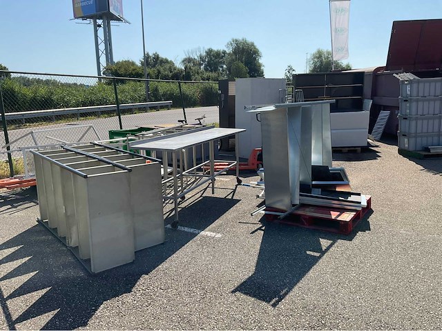 Partij metalen - afbeelding 2 van  6