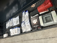 Partij meterkast accessoires en elektronica w.o. bewegingsdetector w.o. aritech, alarmtech, venitem - afbeelding 1 van  10
