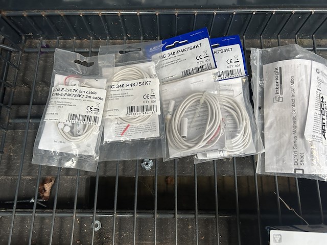 Partij meterkast accessoires en elektronica w.o. bewegingsdetector w.o. aritech, alarmtech, venitem - afbeelding 5 van  10