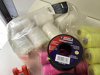 Partij metselkoorden met blokjes diverse bouw - afbeelding 3 van  7