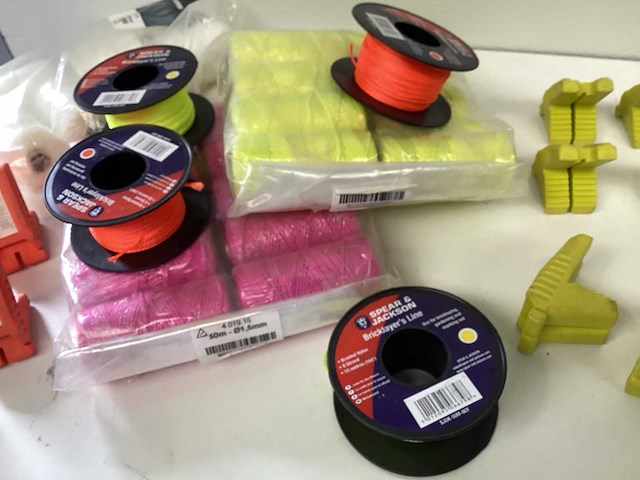 Partij metselkoorden met blokjes diverse bouw - afbeelding 5 van  7