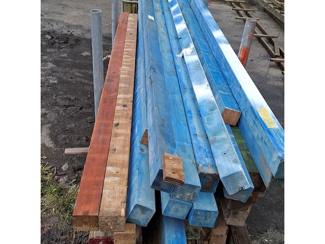 Partij metselprofielen in transportbok - afbeelding 5 van  7