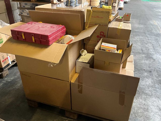 Partij meubel reparatie materiaal - afbeelding 6 van  14