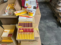 Partij meubel reparatie materiaal - afbeelding 1 van  14