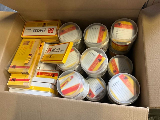 Partij meubel reparatie materiaal - afbeelding 10 van  14