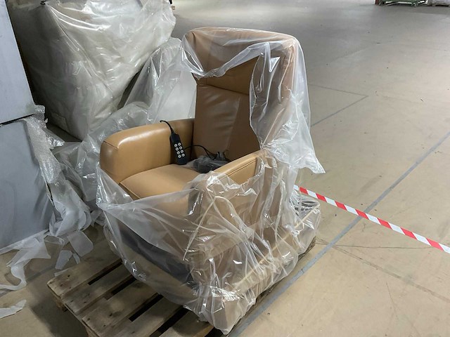 Partij meubel retourgoederen - afbeelding 11 van  18