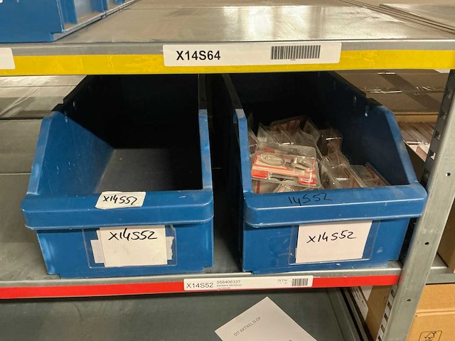 Partij meubelbeslag/kastinrichting - afbeelding 2 van  12