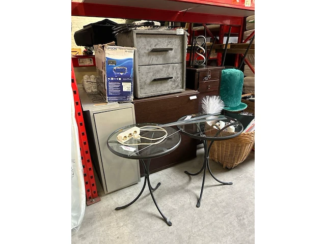 Partij meubelen en woonaccessoires - afbeelding 1 van  11