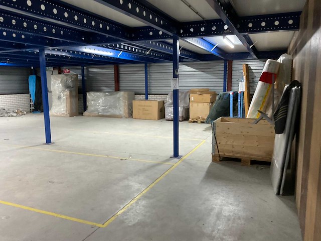 Partij meubelen - afbeelding 1 van  13