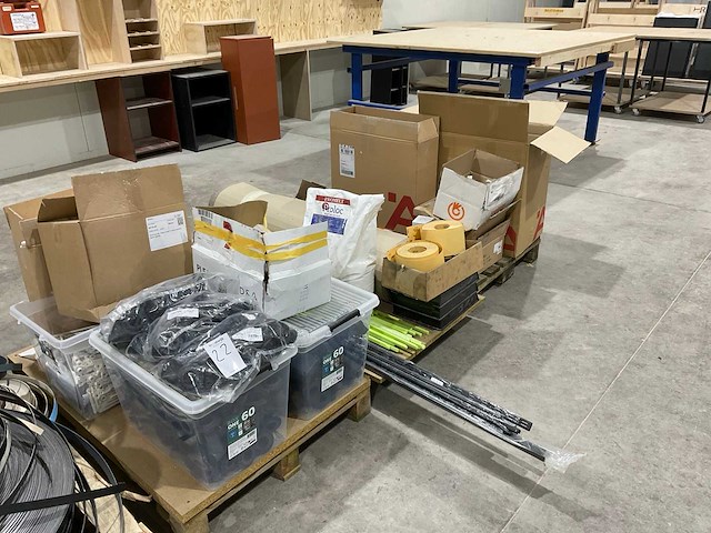 Partij meubelonderdelen - afbeelding 12 van  19