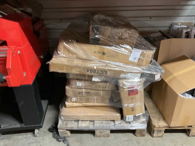 Partij meubels - afbeelding 1 van  5