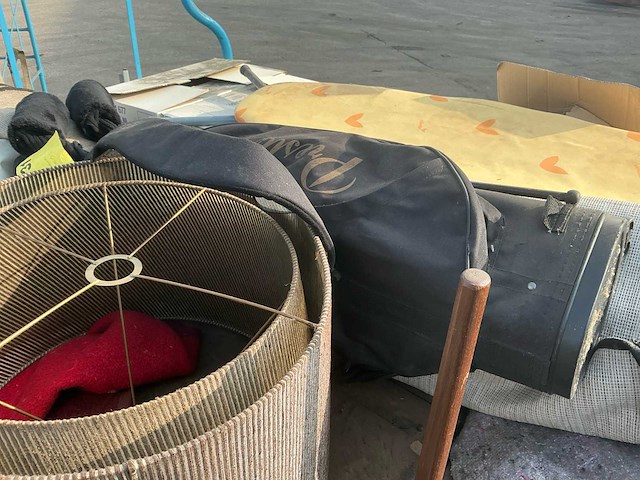 Partij meubels - afbeelding 19 van  23