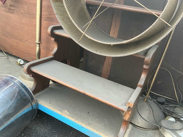 Partij meubels - afbeelding 19 van  22