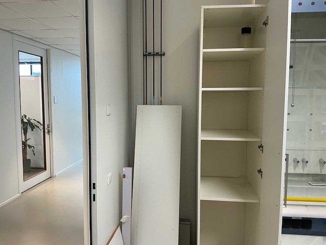 Partij meubilair - afbeelding 10 van  37