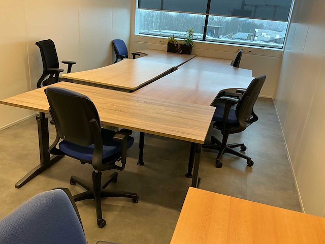 Partij meubilair - afbeelding 17 van  37