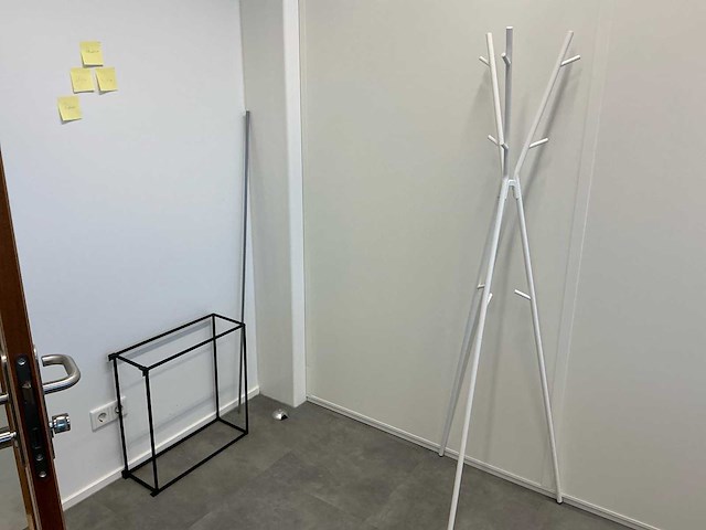 Partij meubilair - afbeelding 19 van  37