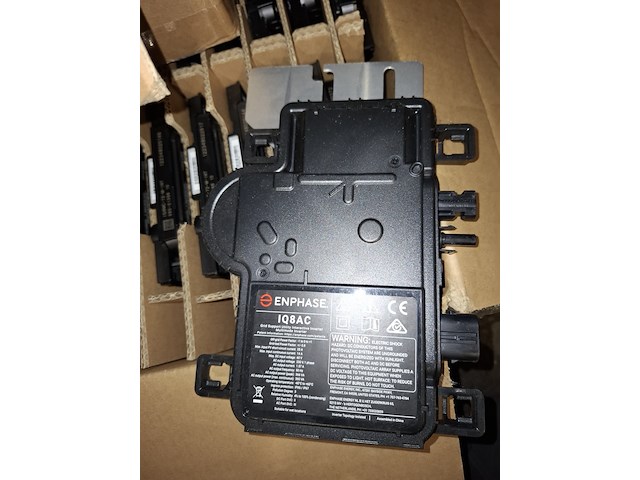 Partij micro omvormer enphase, diverse modellen - afbeelding 4 van  10