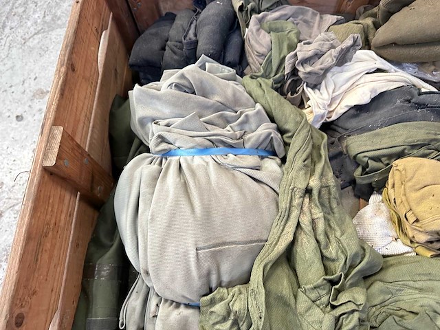 Partij militair ondergoed - afbeelding 4 van  4