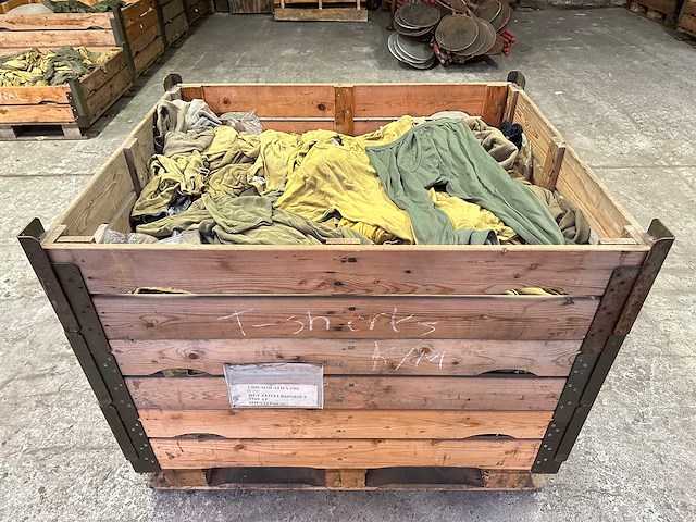 Partij militair ondergoed - afbeelding 1 van  4