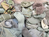 Partij militaire petten en caps - afbeelding 3 van  3