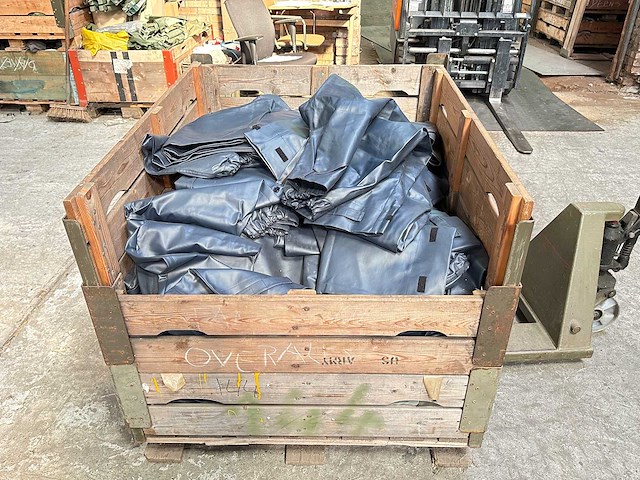 Partij militaire regenkleding - afbeelding 5 van  7