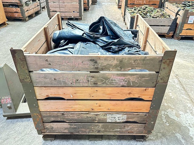 Partij militaire regenkleding - afbeelding 7 van  7