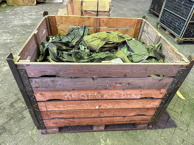 Partij militaire regenkleding - afbeelding 2 van  3