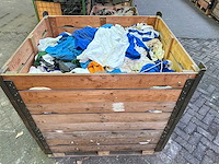 Partij militaire sportkleding - afbeelding 1 van  4