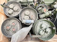 Partij militaire stroomverdeeleenheden - afbeelding 4 van  5