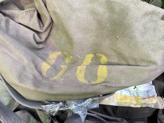 Partij militaire tassen - afbeelding 3 van  5