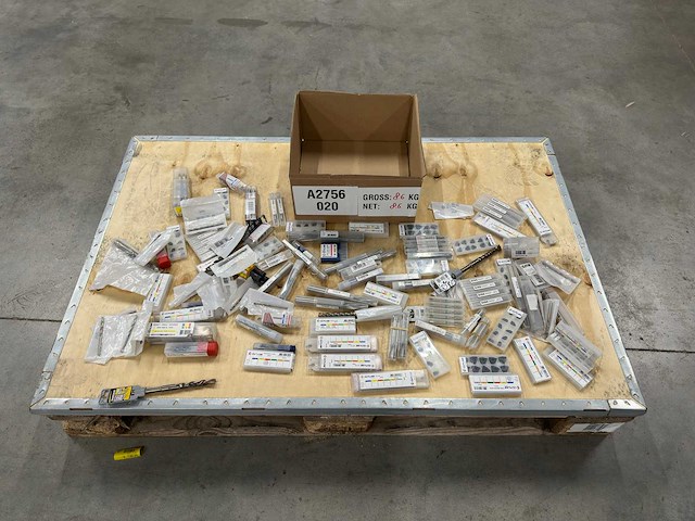 Partij mix boor- en snijgereedschap - afbeelding 1 van  13