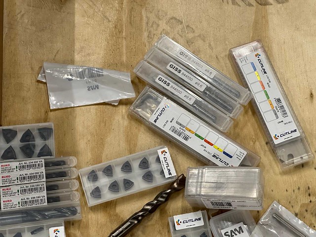 Partij mix boor- en snijgereedschap - afbeelding 11 van  13