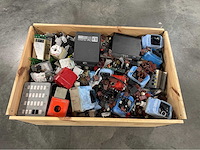 Partij mix electronica & automatisering (143kg) - afbeelding 3 van  9