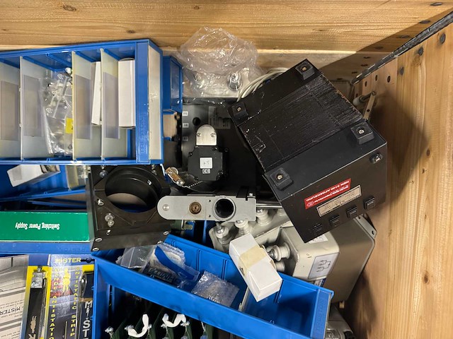 Partij mix electronica & componenten (65kg) - afbeelding 6 van  9