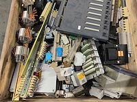 Partij mix electronica / industriële automatisering uit schakelkasten - afbeelding 3 van  8