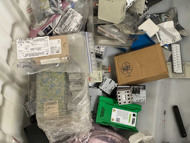 Partij mix electronica / industriële automatisering - afbeelding 5 van  10